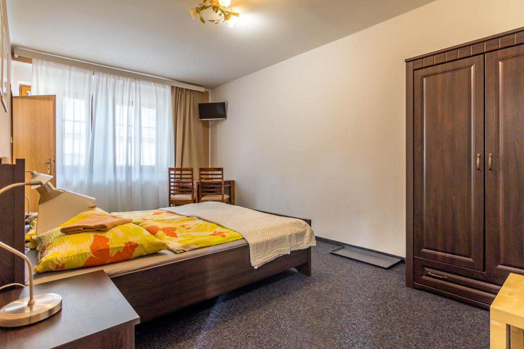 Penzion A Restaurace U Vladare Toužim Zimmer foto